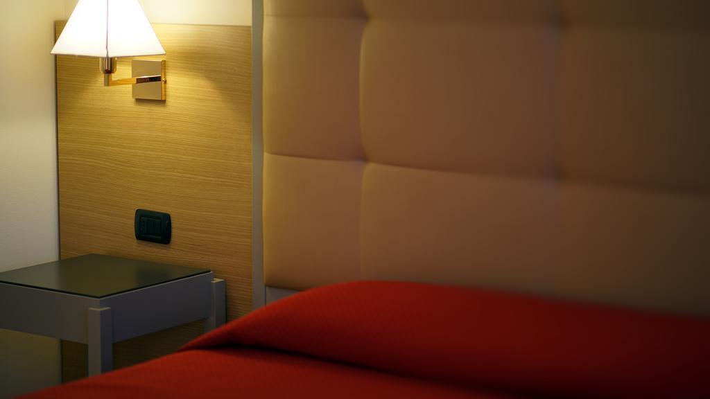 Garden Hotel Arezzo Bilik gambar