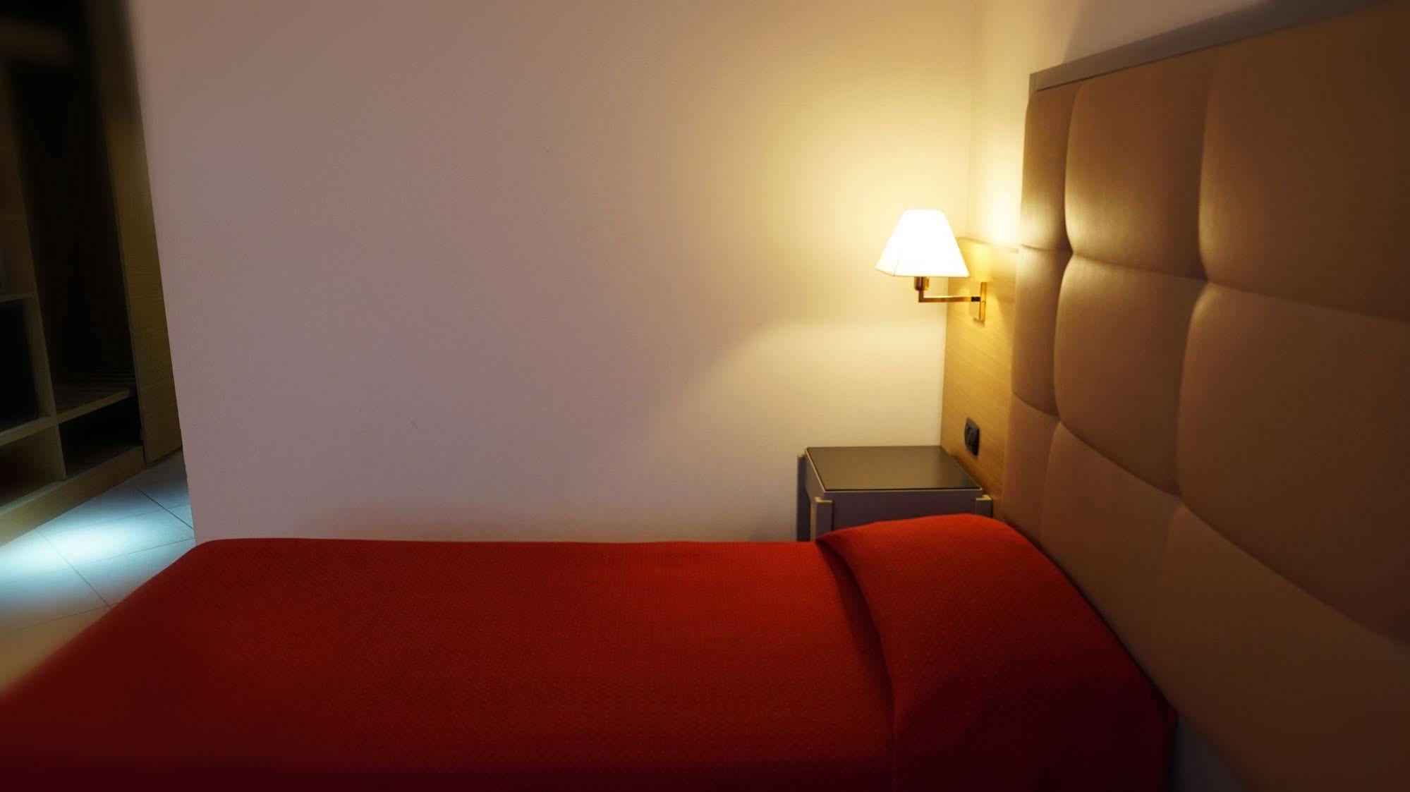 Garden Hotel Arezzo Luaran gambar