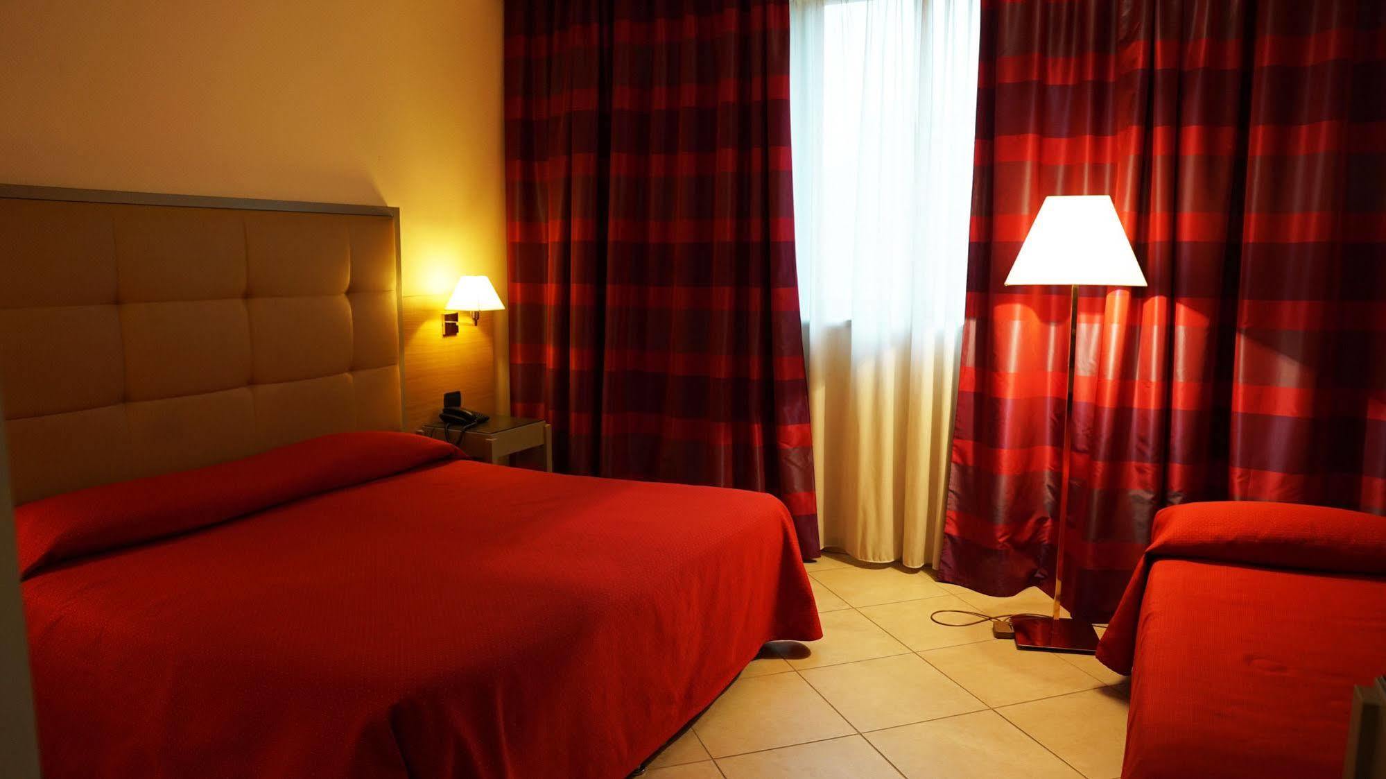 Garden Hotel Arezzo Luaran gambar