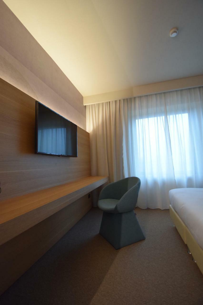 Garden Hotel Arezzo Luaran gambar